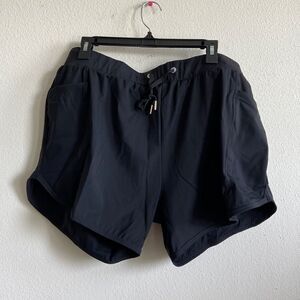 Beroy Shoeta solid black side pockets 3xl NWT
